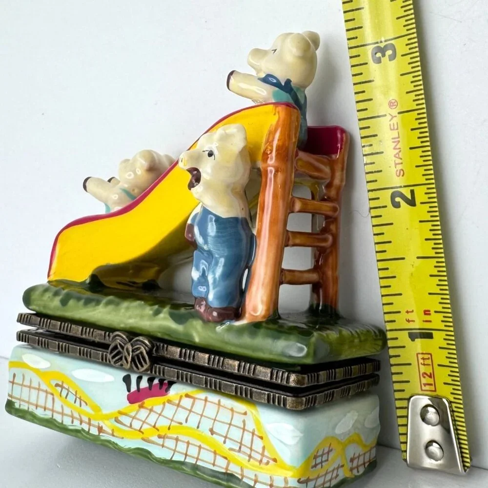 The Three Little Sliding Pigs Hinged Trinket Box Piglet Figure 2 3/4